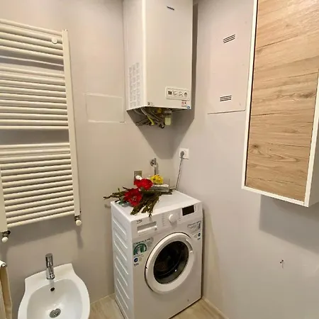 Apartment Sisters'home