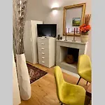 Apartman Sisters'home